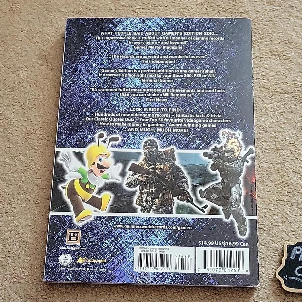 Guinness World Records 2011 Gamer's Edition Paperback Book
